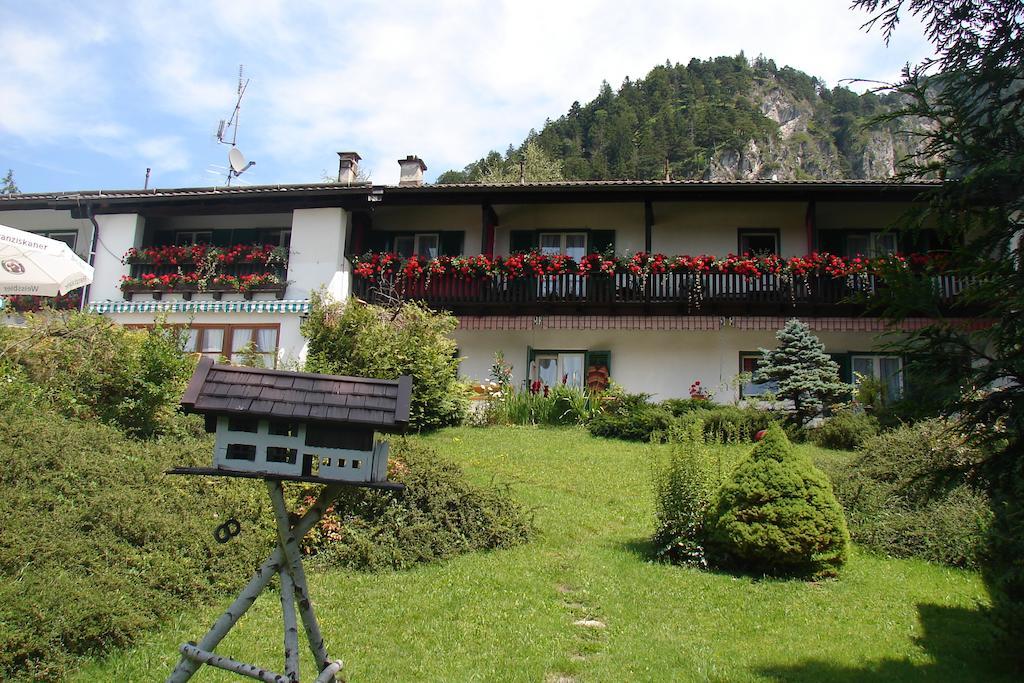 Tonihof Eschenlohe Hotel Exterior photo